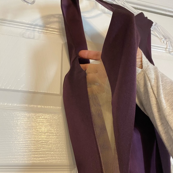 Elegant dark purple formal gown great for prom - Picture 7 of 8